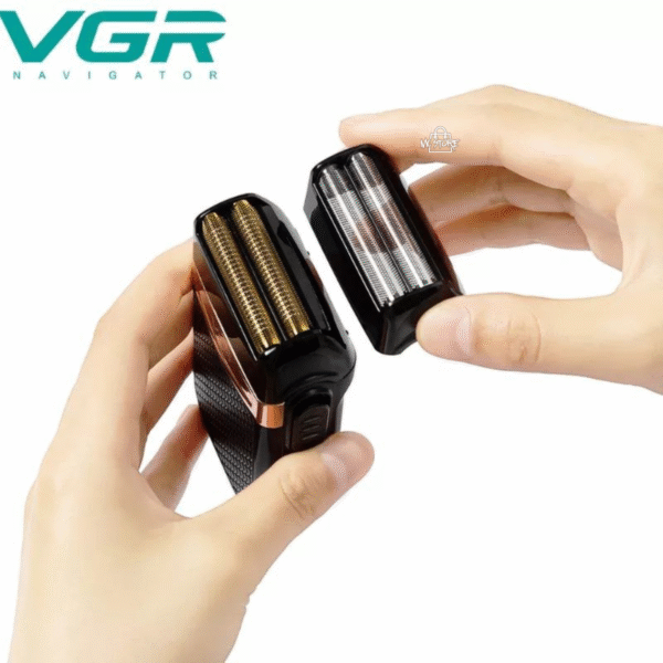 Afeitadora Eléctrica VGR V-331 Recargable con Repuesto y Estuche